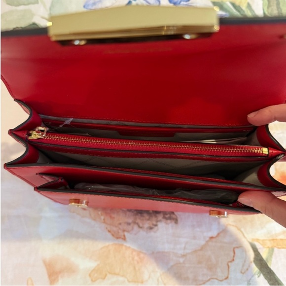 Michael Kors Red Shoulder Bag with Gold Chain - Picture 6 of 8